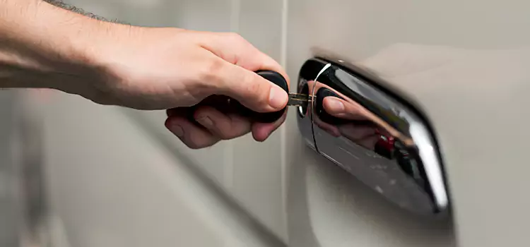 Why Choose Our Auto Locksmith Team in Owensboro, KY?